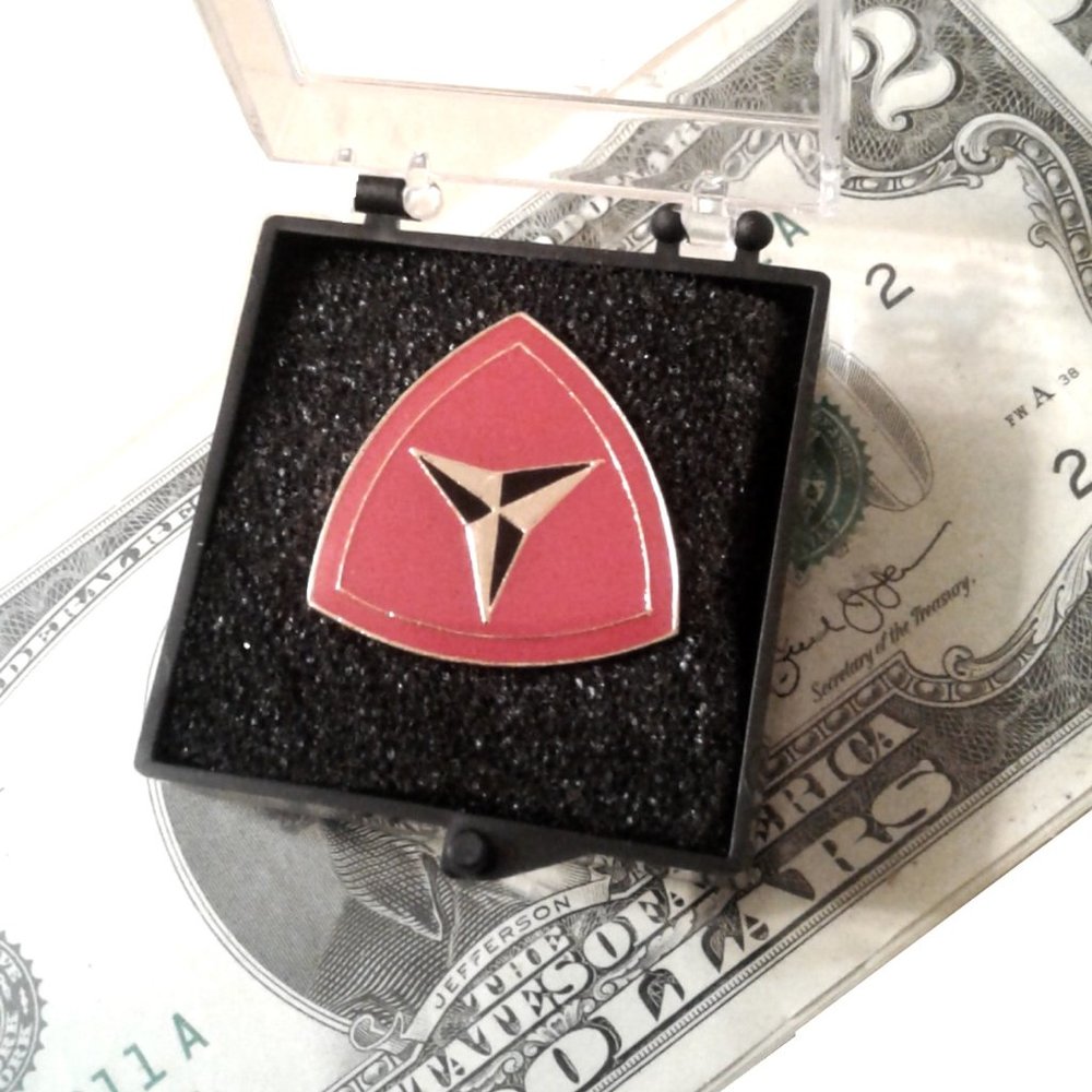 3rd Marine Division Lapel Pin
